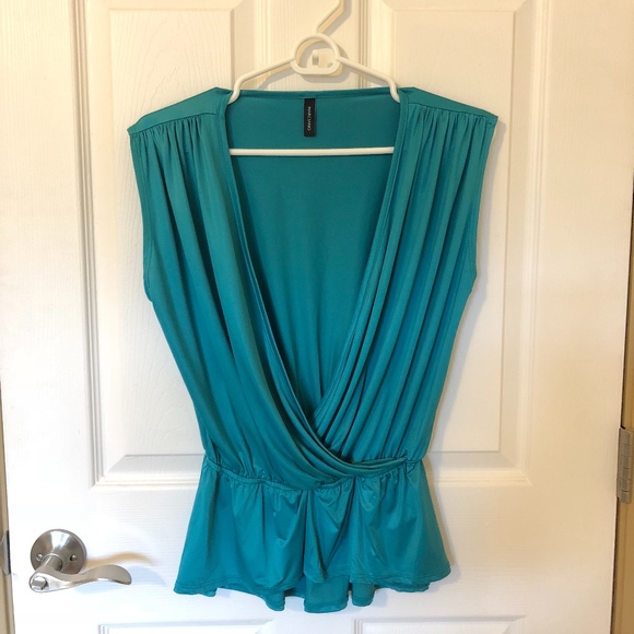 NEW Mariciano sexy draped top - Picture 1 of 3